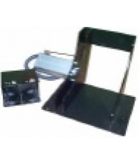 Пневматическое устройство с педалью для зажима переднего колеса на подъемнике