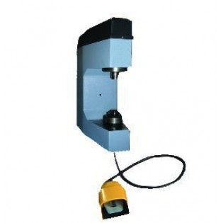 Comec CC300E - Станок для наклепки накладок на тормозные колодки (электро)