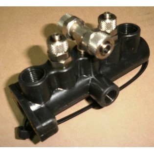 Педальная роздатка на подстольные цилиндры-автомат