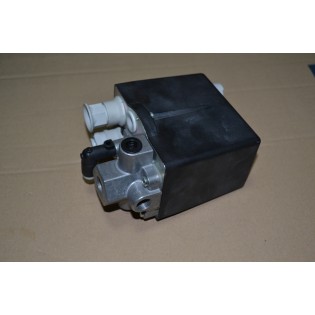 Блок давления 380в 10А